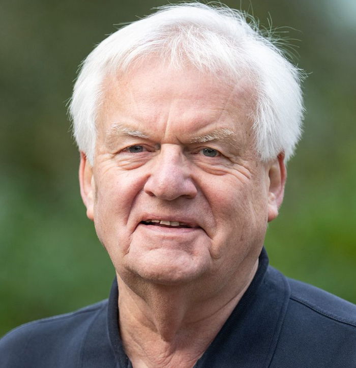 Dr. med. CHRISTOPH BÄUERLE